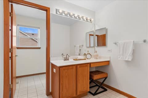 Tiny photo for 2812 Plante Road, North Aurora, IL 60542 (MLS # 12738046)