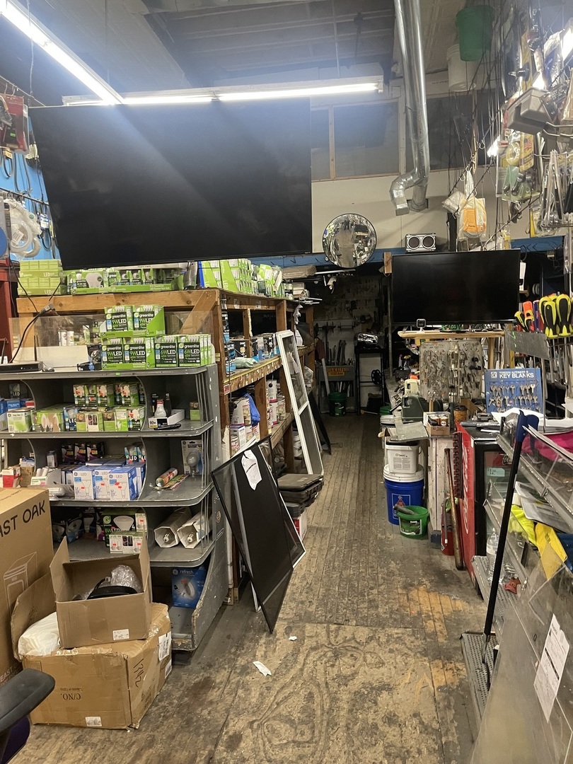1013 W 63rd Street