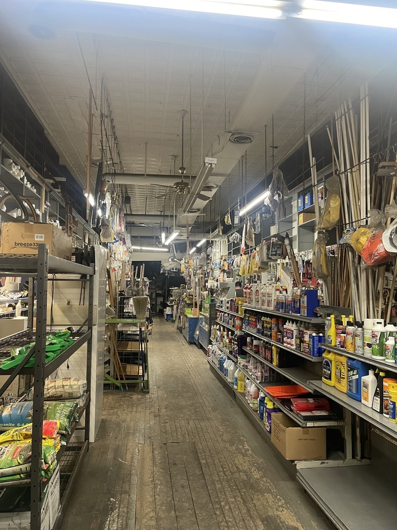 1013 W 63rd Street