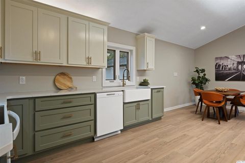 Tiny photo for 6603-6605 Gardner Expressway Expy, Quincy, IL 62305 (MLS # 12506650)