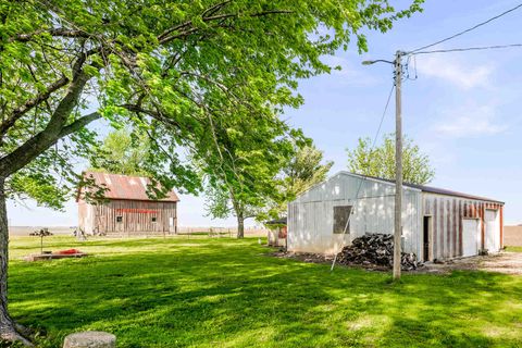 Tiny photo for 30474 E 325 North Road, Leroy, IL 61752 (MLS # 12609212)