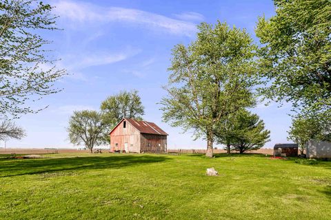 Tiny photo for 30474 E 325 North Road, Leroy, IL 61752 (MLS # 12609212)