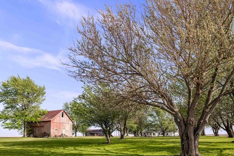 Tiny photo for 30474 E 325 North Road, Leroy, IL 61752 (MLS # 12609212)