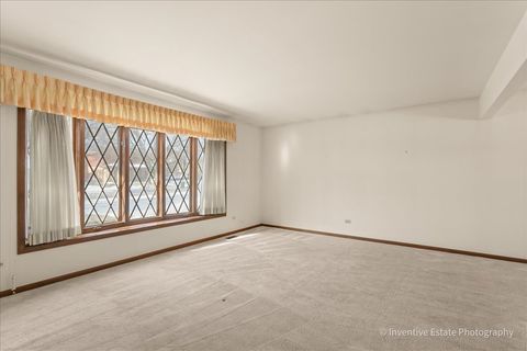 Tiny photo for 8209 Middlebury Avenue, Woodridge, IL 60517 (MLS # 12515339)