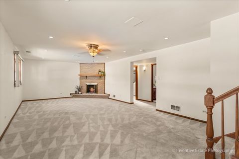 Tiny photo for 8209 Middlebury Avenue, Woodridge, IL 60517 (MLS # 12515339)