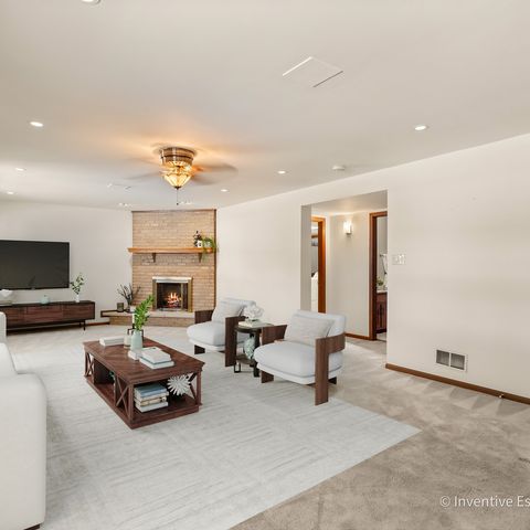 Tiny photo for 8209 Middlebury Avenue, Woodridge, IL 60517 (MLS # 12515339)