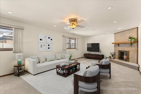 Tiny photo for 8209 Middlebury Avenue, Woodridge, IL 60517 (MLS # 12515339)