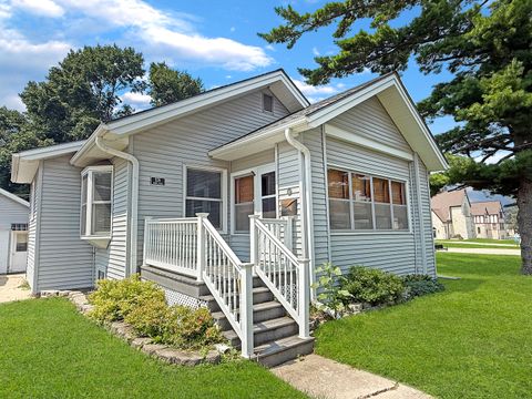 Photo of 526 N Main Street, Stockton, IL 61085 (MLS # 12436073)