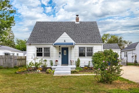 Photo of 105 S Roy Avenue, Northlake, IL 60164 (MLS # 12475498) Photo of 105 S Roy Avenue, Northlake, IL 60164 (MLS # 12475498)