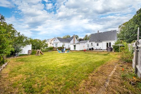 Tiny photo for 105 S Roy Avenue, Northlake, IL 60164 (MLS # 12475498)