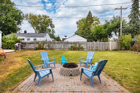 Tiny photo for 105 S Roy Avenue, Northlake, IL 60164 (MLS # 12475498)