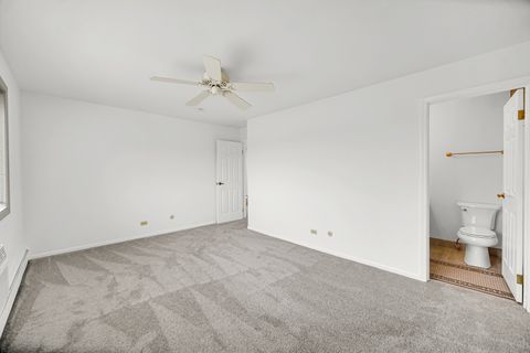 Tiny photo for 4731 Saint Joseph Creek Road #4E, Lisle, IL 60532 (MLS # 12592812)