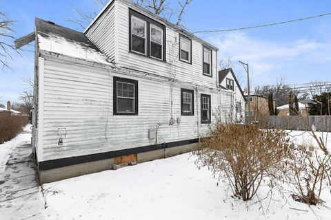 Tiny photo for 1815 Cleveland Street, Evanston, IL 60202 (MLS # 12627336)