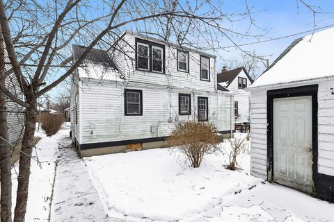 Tiny photo for 1815 Cleveland Street, Evanston, IL 60202 (MLS # 12627336)