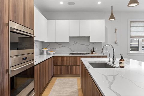 Tiny photo for 216 S Green Street #3N, Chicago, IL 60607 (MLS # 12548038)