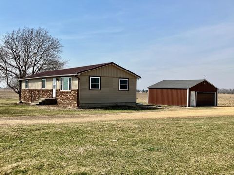 Tiny photo for 26292 Covell Road, Sterling, IL 61081 (MLS # 12603907)