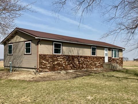 Tiny photo for 26292 Covell Road, Sterling, IL 61081 (MLS # 12603907)