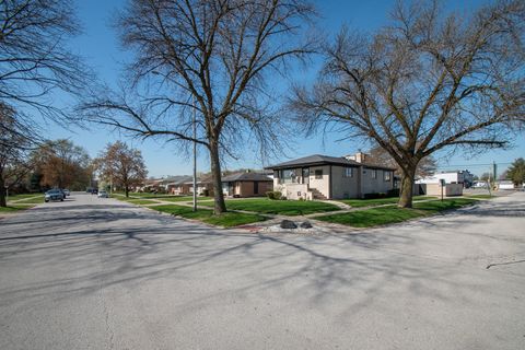 Tiny photo for 648 Saginaw Avenue, Calumet City, IL 60409 (MLS # 12524641)