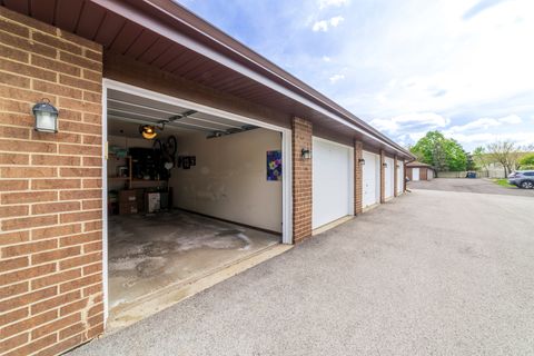 Tiny photo for Palos Hills, IL 60465 (MLS # 12627833)