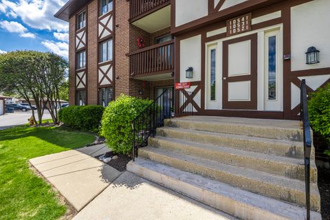 Tiny photo for Palos Hills, IL 60465 (MLS # 12627833)