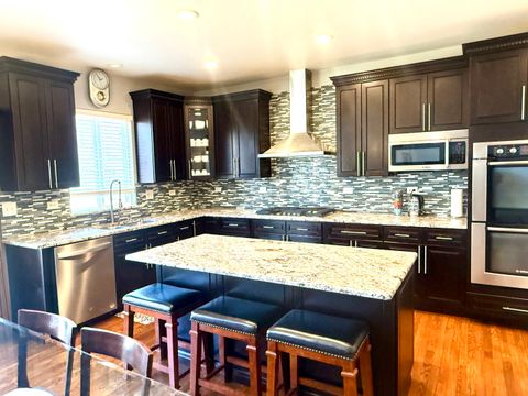 Tiny photo for 705 Blue Ridge Drive, Streamwood, IL 60107 (MLS # 12573703)