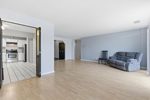 Tiny photo for 190 S Wood Dale Road #208, Wood Dale, IL 60191 (MLS # 12540812)