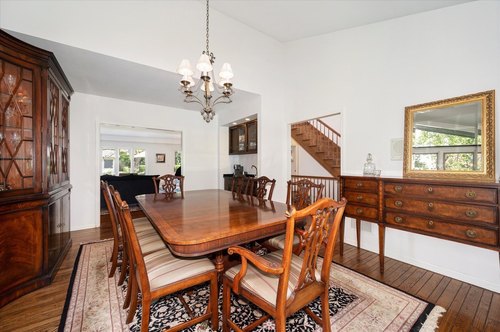 281 W Elm Park Avenue