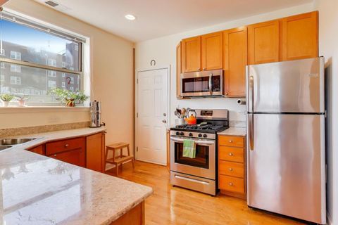 Tiny photo for 1524 W Fargo Avenue #3N, Chicago, IL 60626 (MLS # 12575819)