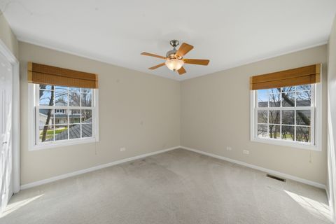 Tiny photo for 402 Locust Place, Deerfield, IL 60015 (MLS # 12604077)