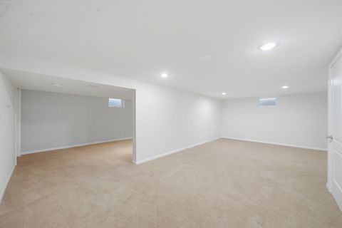 Tiny photo for 402 Locust Place, Deerfield, IL 60015 (MLS # 12604077)