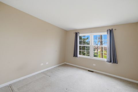 Tiny photo for 402 Locust Place, Deerfield, IL 60015 (MLS # 12604077)