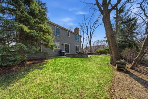 Tiny photo for 402 Locust Place, Deerfield, IL 60015 (MLS # 12604077)