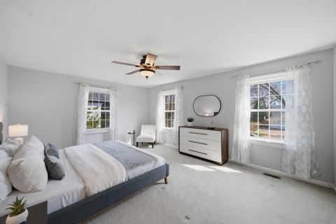 Tiny photo for 402 Locust Place, Deerfield, IL 60015 (MLS # 12604077)