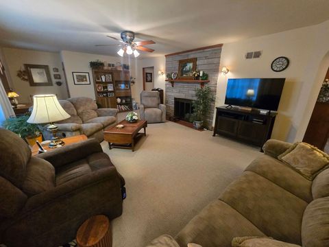 Tiny photo for 21 Rushton Drive, Mt Vernon, IL 62864 (MLS # 12576715)