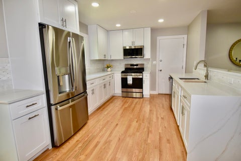 Tiny photo for 26890 N Longwood Road, Lake Forest, IL 60045 (MLS # 12744314)