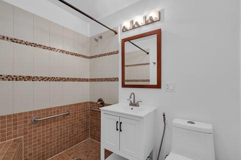Tiny photo for 420 Berkshire Lane, Des Plaines, IL 60016 (MLS # 12756866)