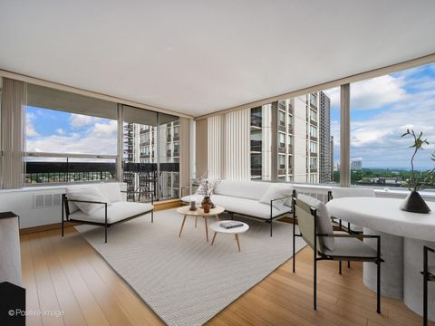 Tiny photo for 1455 N Sandburg Terrace #2009, Chicago, IL 60610 (MLS # 12579101)