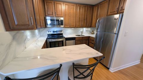 Tiny photo for 1455 N Sandburg Terrace #2009, Chicago, IL 60610 (MLS # 12579101)