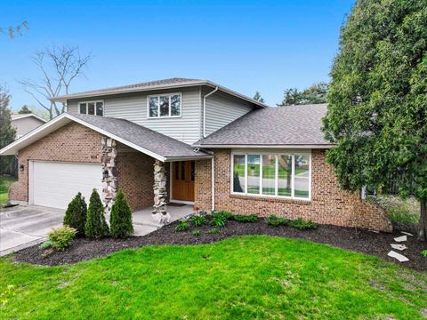 Tiny photo for 424 Assembly Drive, Bolingbrook, IL 60440 (MLS # 12623853)
