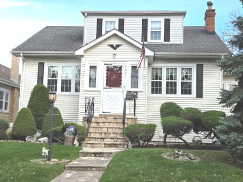 5651 N Neva Avenue Chicago IL 60631