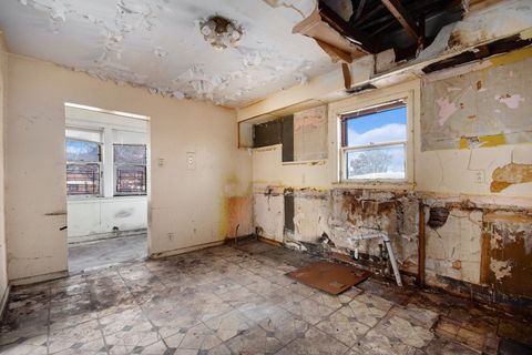 Tiny photo for 9158 S Clyde Avenue, Chicago, IL 60617 (MLS # 12588561)