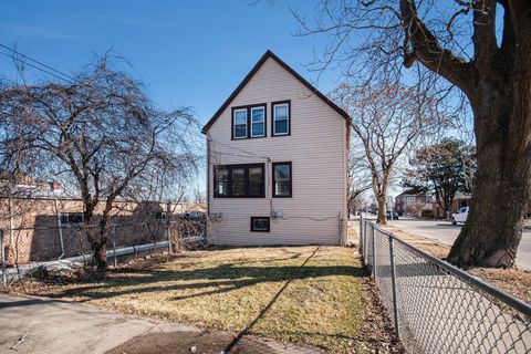 Tiny photo for 9158 S Clyde Avenue, Chicago, IL 60617 (MLS # 12588561)