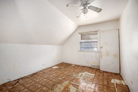 Tiny photo for 9158 S Clyde Avenue, Chicago, IL 60617 (MLS # 12588561)