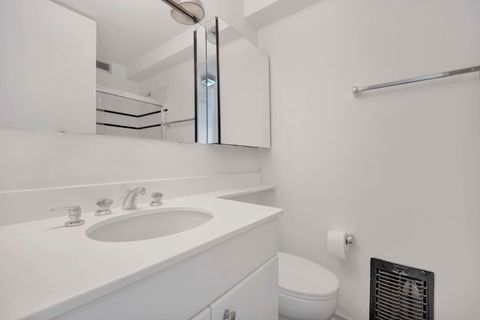 Tiny photo for 340 W Diversey Parkway #2718, Chicago, IL 60657 (MLS # 12518665)