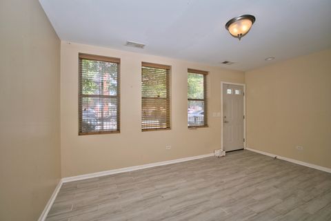 Tiny photo for 353 E Eastgate Place, Chicago, IL 60616 (MLS # 12412757)