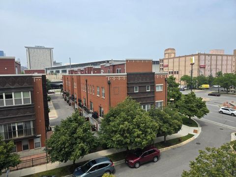 Tiny photo for 353 E Eastgate Place, Chicago, IL 60616 (MLS # 12412757)