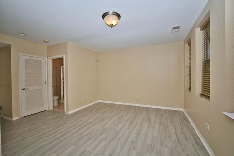 Tiny photo for 353 E Eastgate Place, Chicago, IL 60616 (MLS # 12412757)