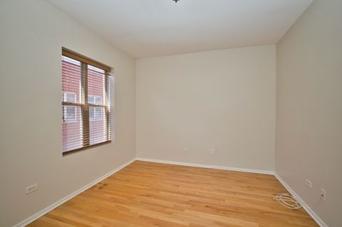 Tiny photo for 353 E Eastgate Place, Chicago, IL 60616 (MLS # 12412757)