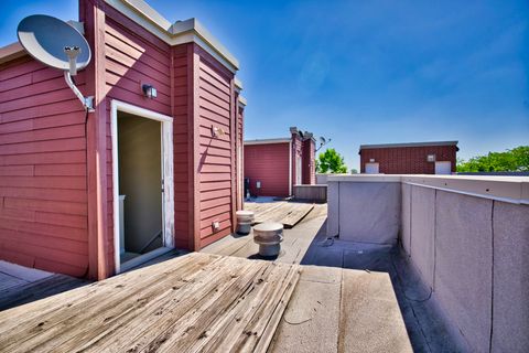 Tiny photo for 353 E Eastgate Place, Chicago, IL 60616 (MLS # 12412757)