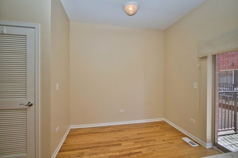 Tiny photo for 353 E Eastgate Place, Chicago, IL 60616 (MLS # 12412757)